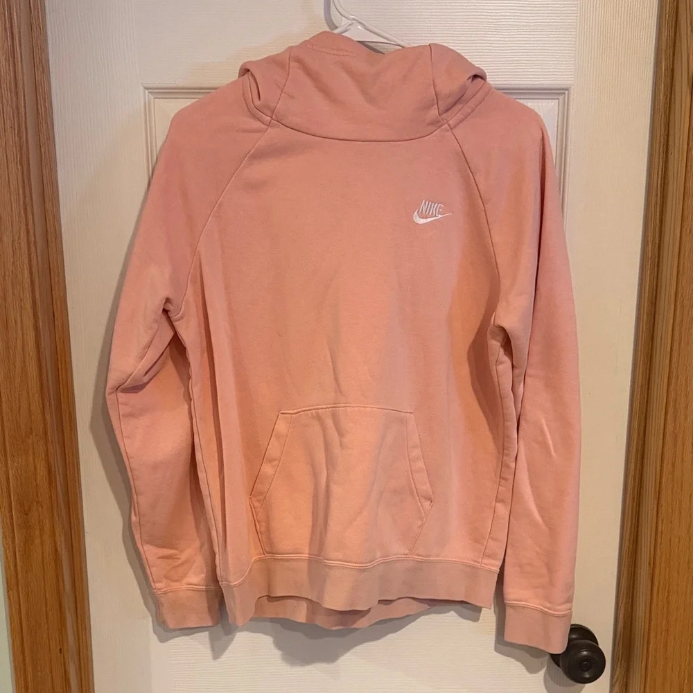 355 Nike Funnel Cowl Neck Hoodie Women’s Medium Light Pink Pullover Sweatshirt